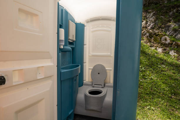 Best High-end porta potty rental  in Suamico, WI